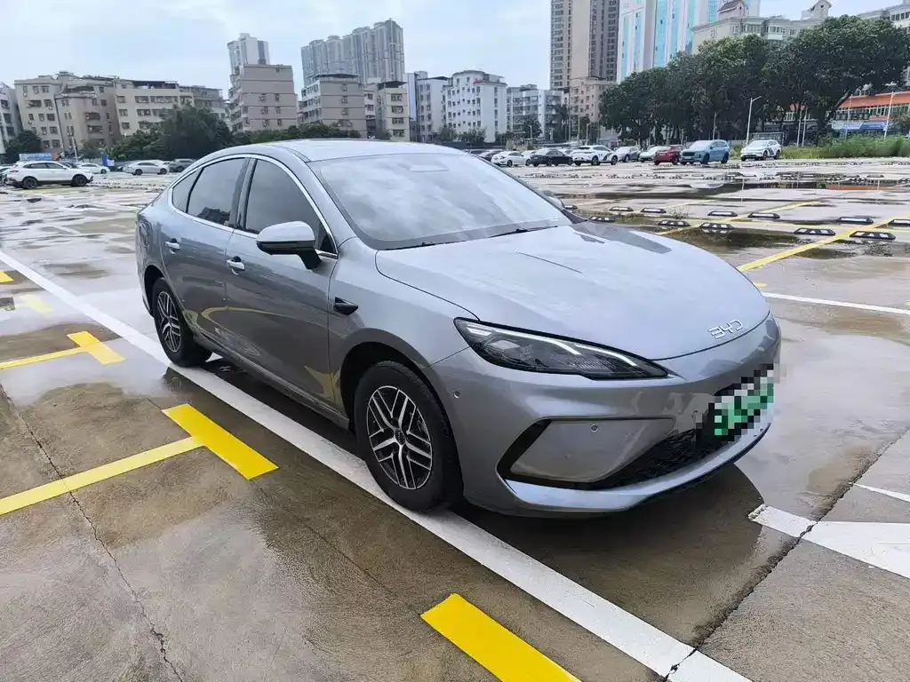 BYD Seal 05 DM-i — фото 4