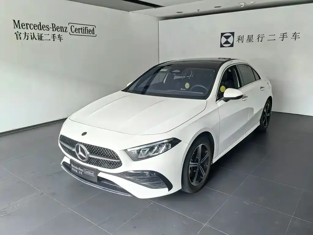 Mercedes-Benz A-Class — фото 1