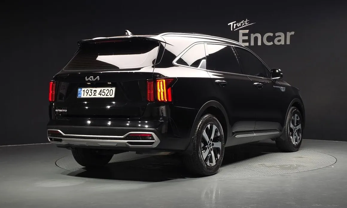 Kia Sorento — фото 4
