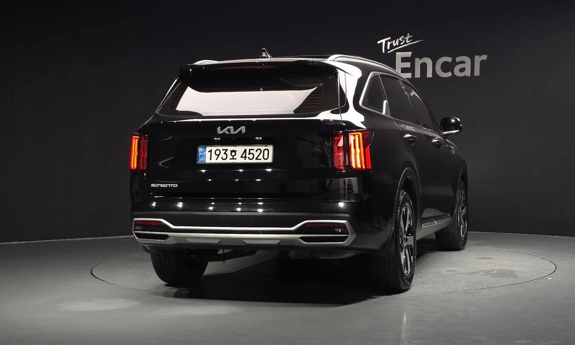 Kia Sorento — фото 3