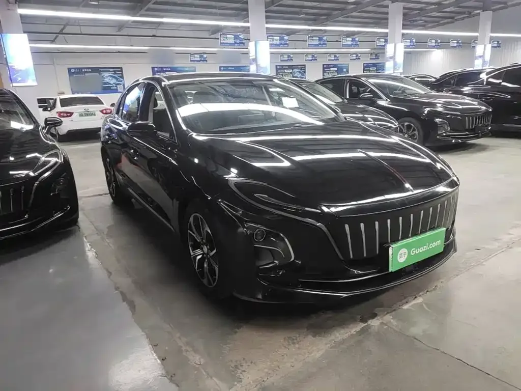 Hongqi E-QM5 — фото 2