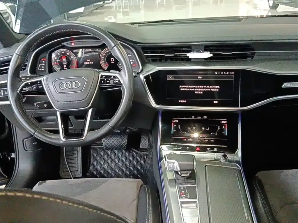 Audi A6L — фото 10