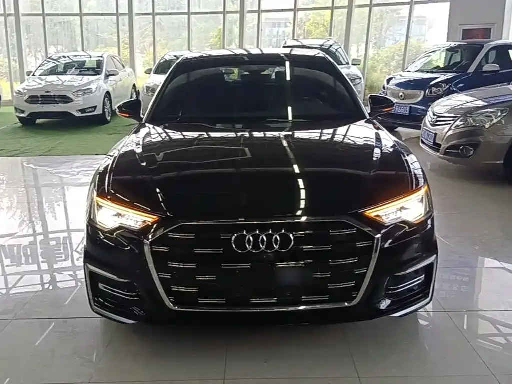 Audi A6L — фото 9
