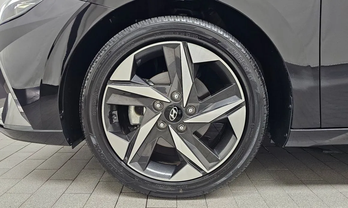Hyundai AVANTE — фото 8