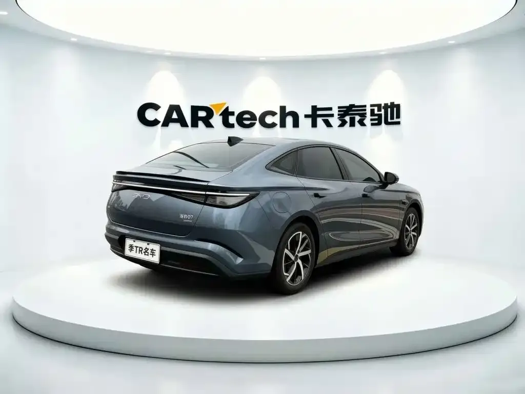 BYD Seal 07 DM-i — фото 4