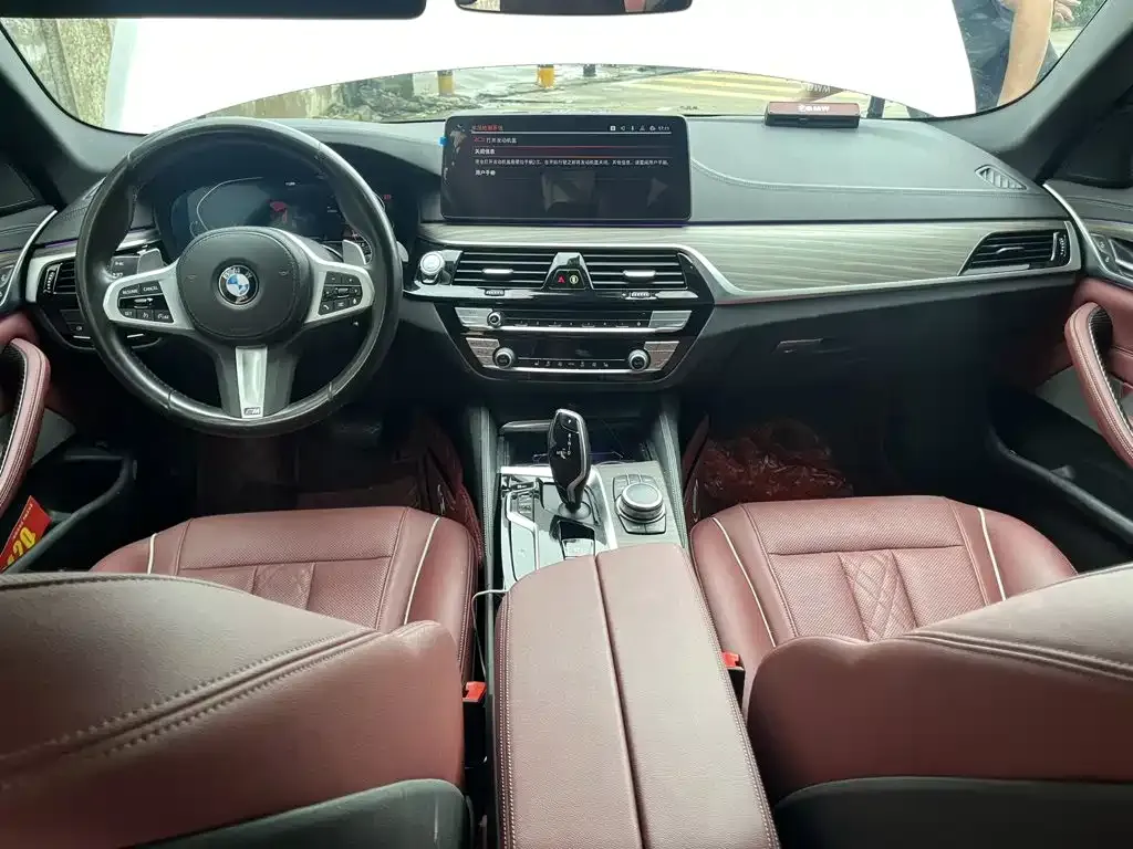 BMW 5 Series — фото 2