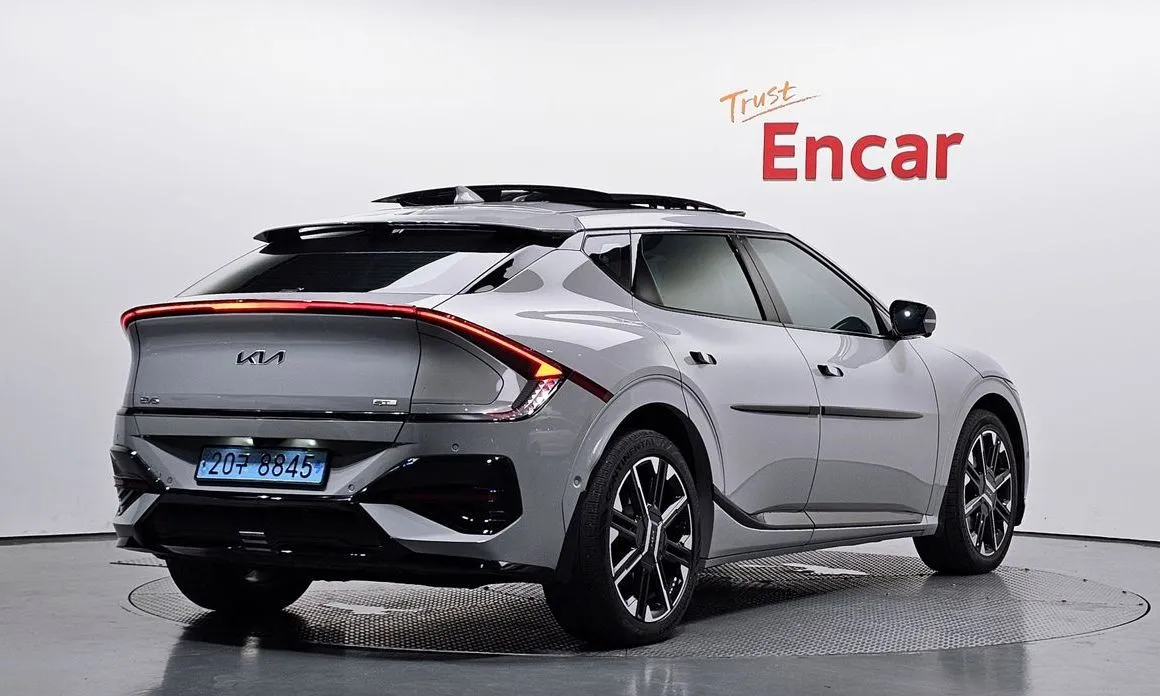 Kia EV6 — фото 2