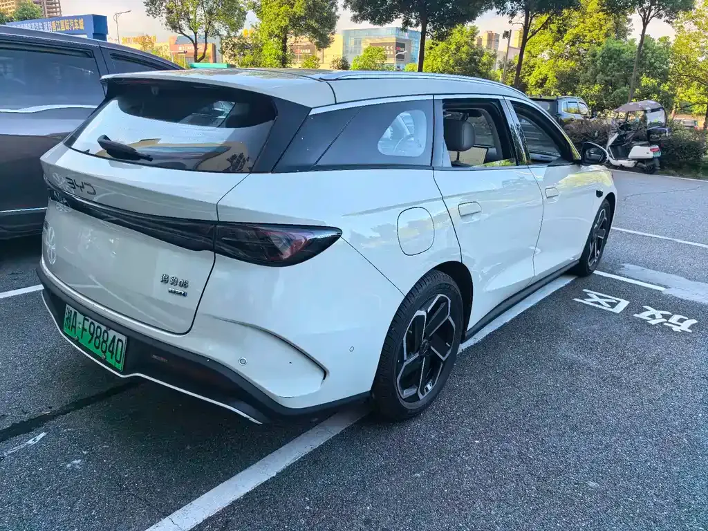 BYD Seal 06 DM-i Touring Edition — фото 7