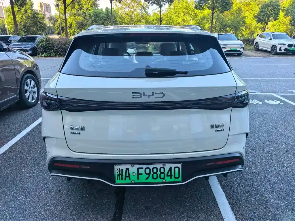 BYD Seal 06 DM-i Touring Edition — фото 8