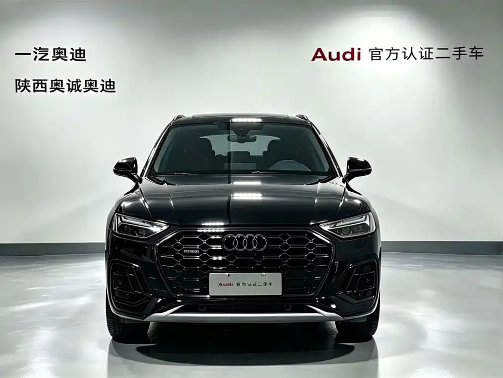 Audi Q5L — фото 5