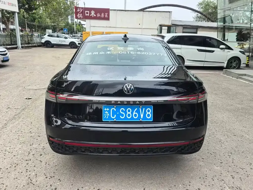 Volkswagen Passat — фото 8