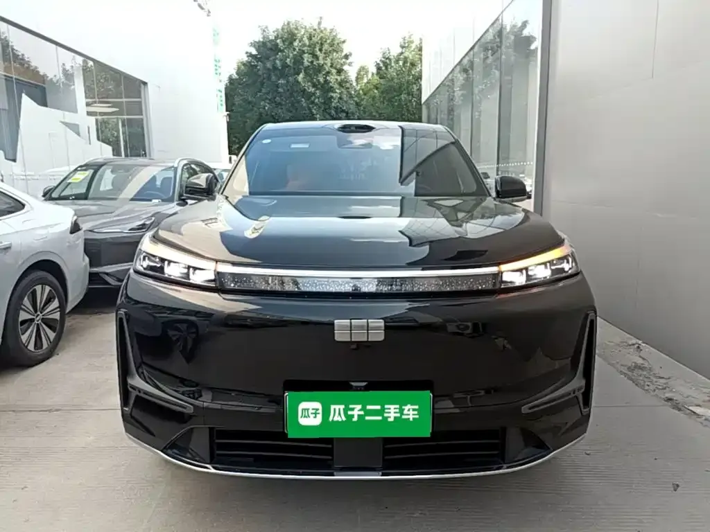 Geely Galaxy M9 — фото 3