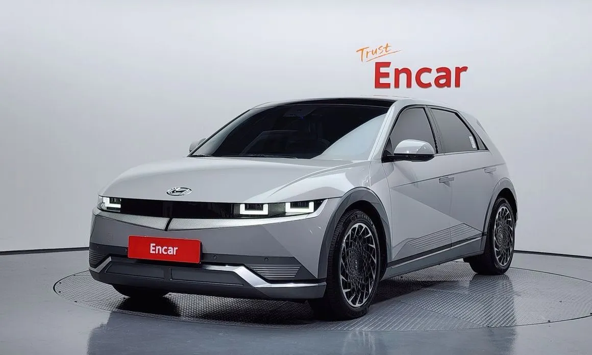 Hyundai Ioniq5 — фото 1