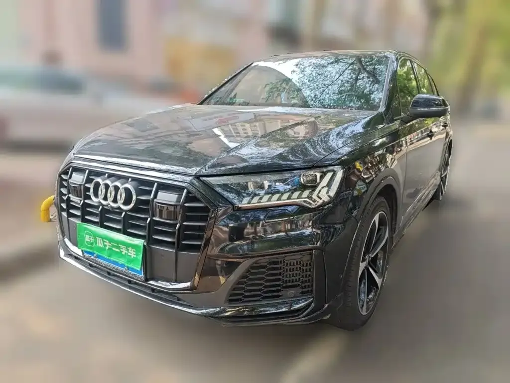 Audi Q7 — фото 5