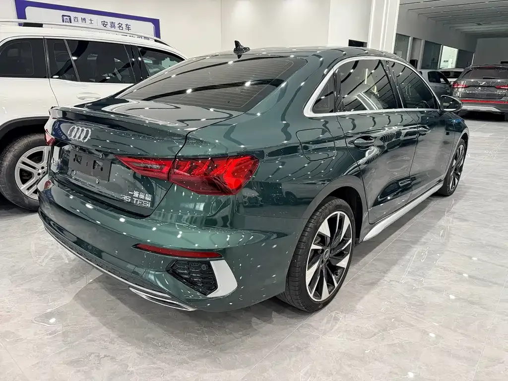 Audi A3 — фото 10