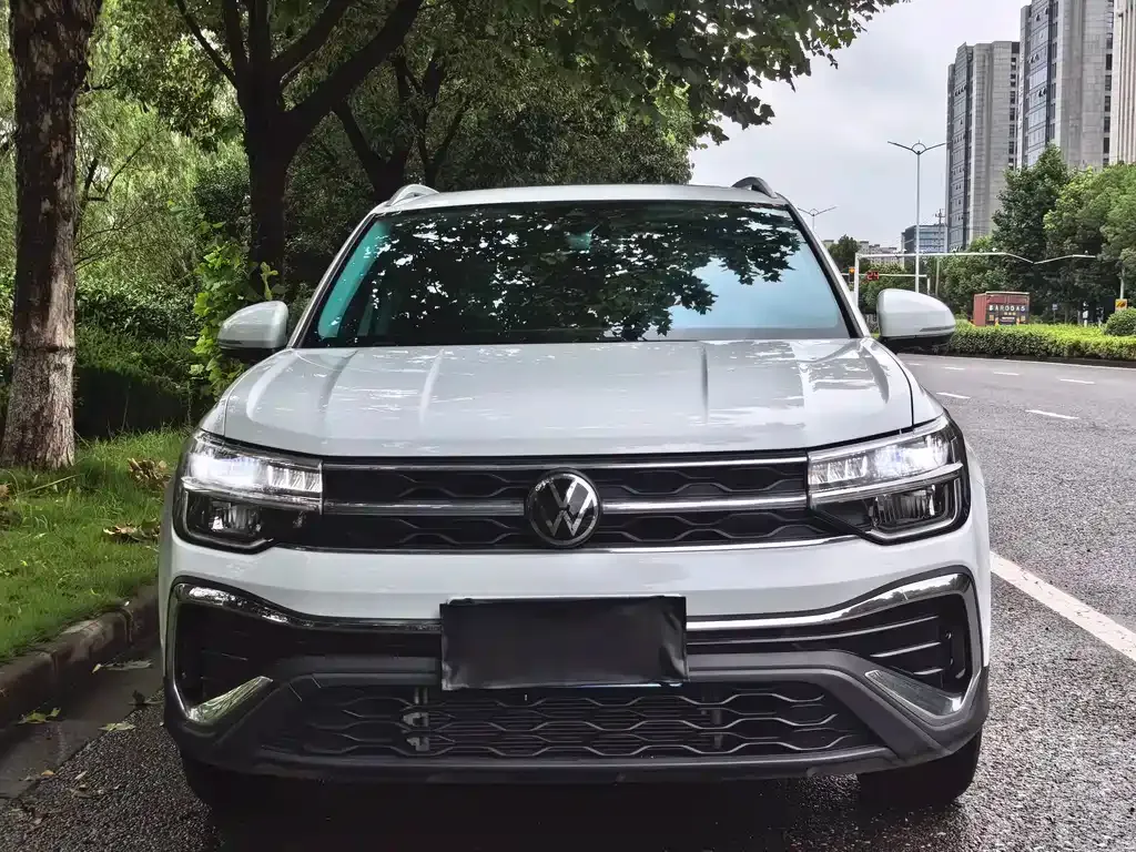 Volkswagen Tharu — фото 10