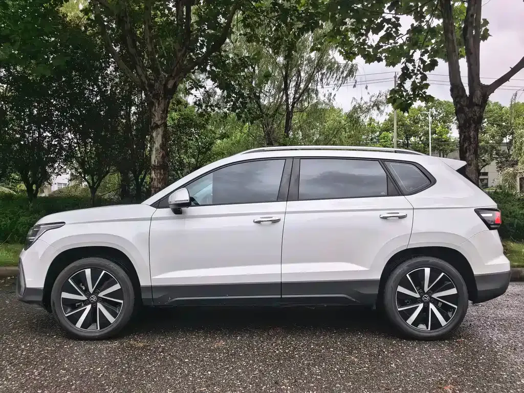 Volkswagen Tharu — фото 7