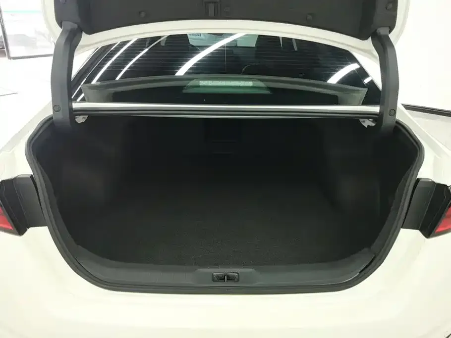 Nissan Teana — фото 2