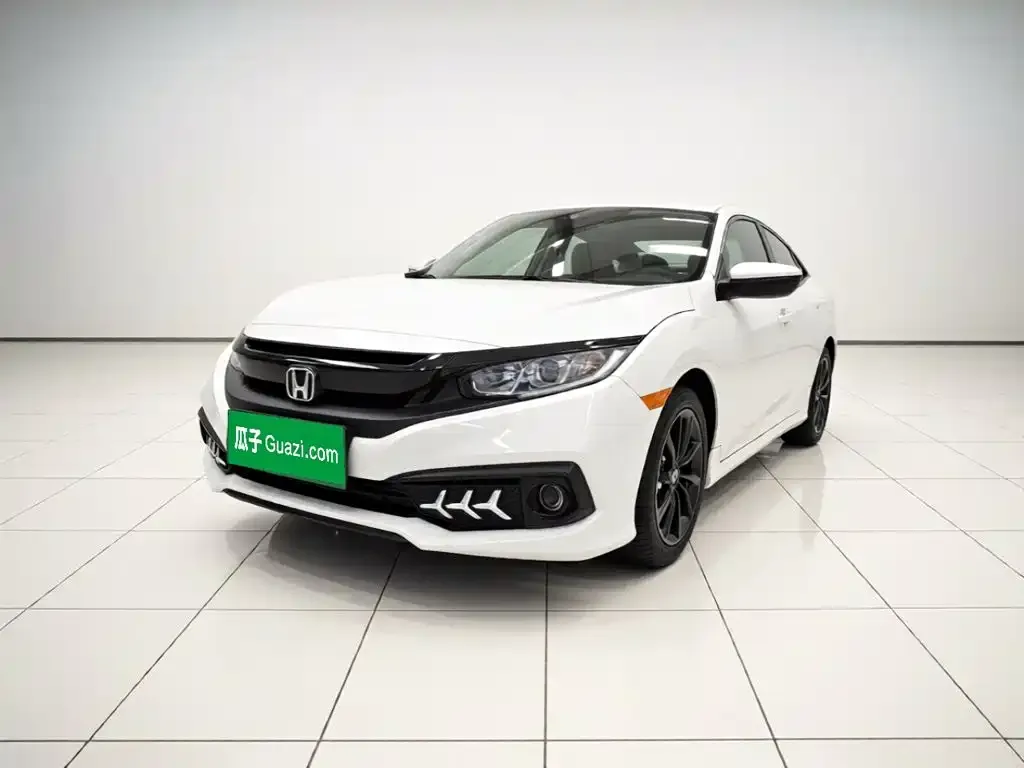 Honda Civic — фото 1