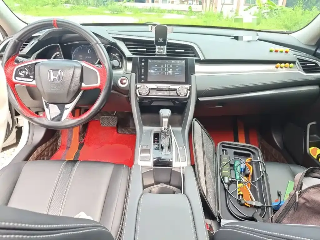 Honda Civic — фото 9