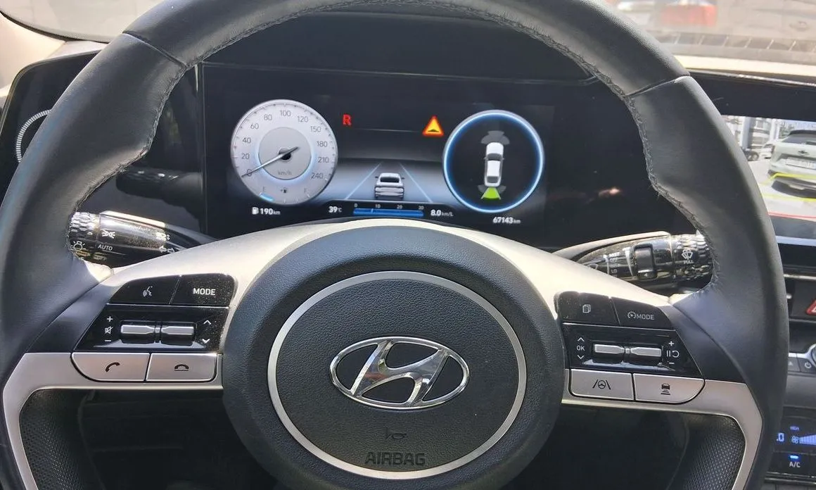 Hyundai AVANTE — фото 3