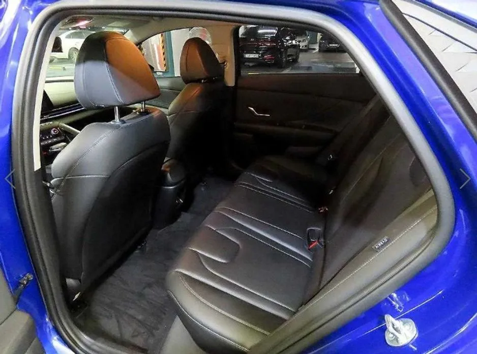 Hyundai AVANTE — фото 3