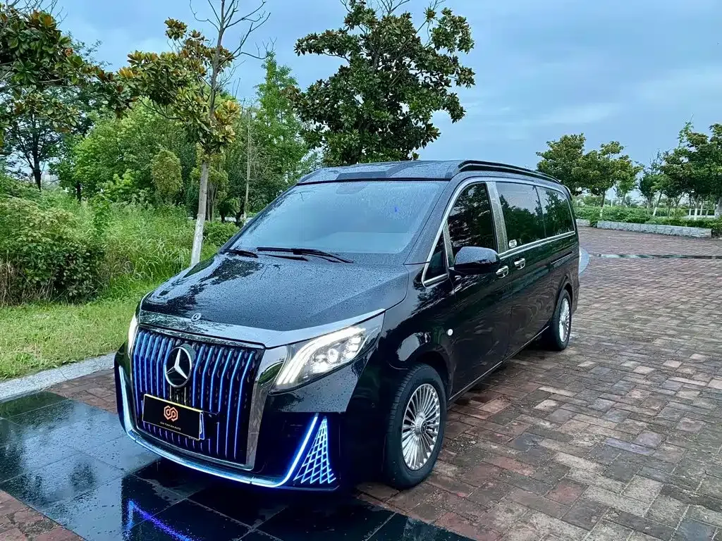 Mercedes-Benz Vito — фото 1