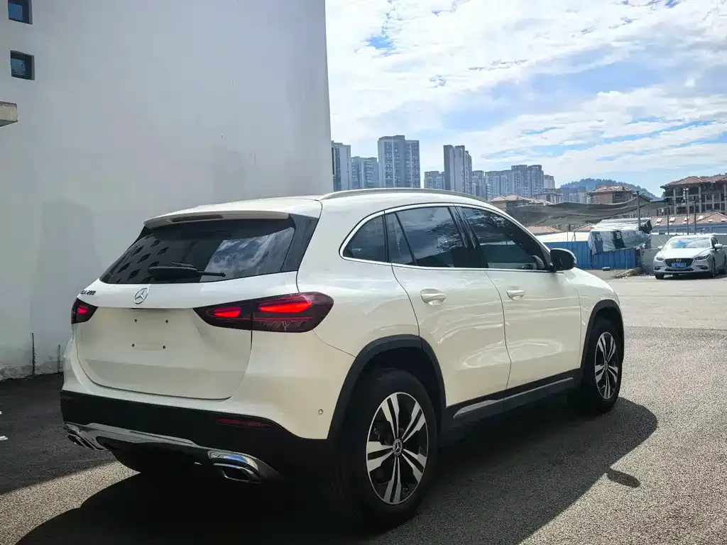 Mercedes-Benz GLA — фото 7