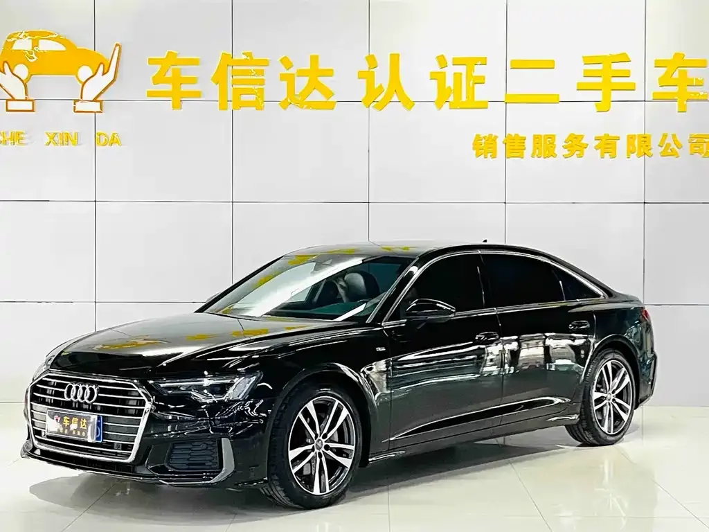 Audi A6L — фото 1