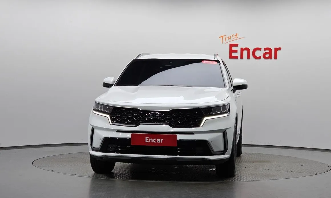 Kia Sorento — фото 6