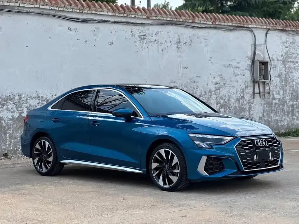 Audi A3 — фото 2