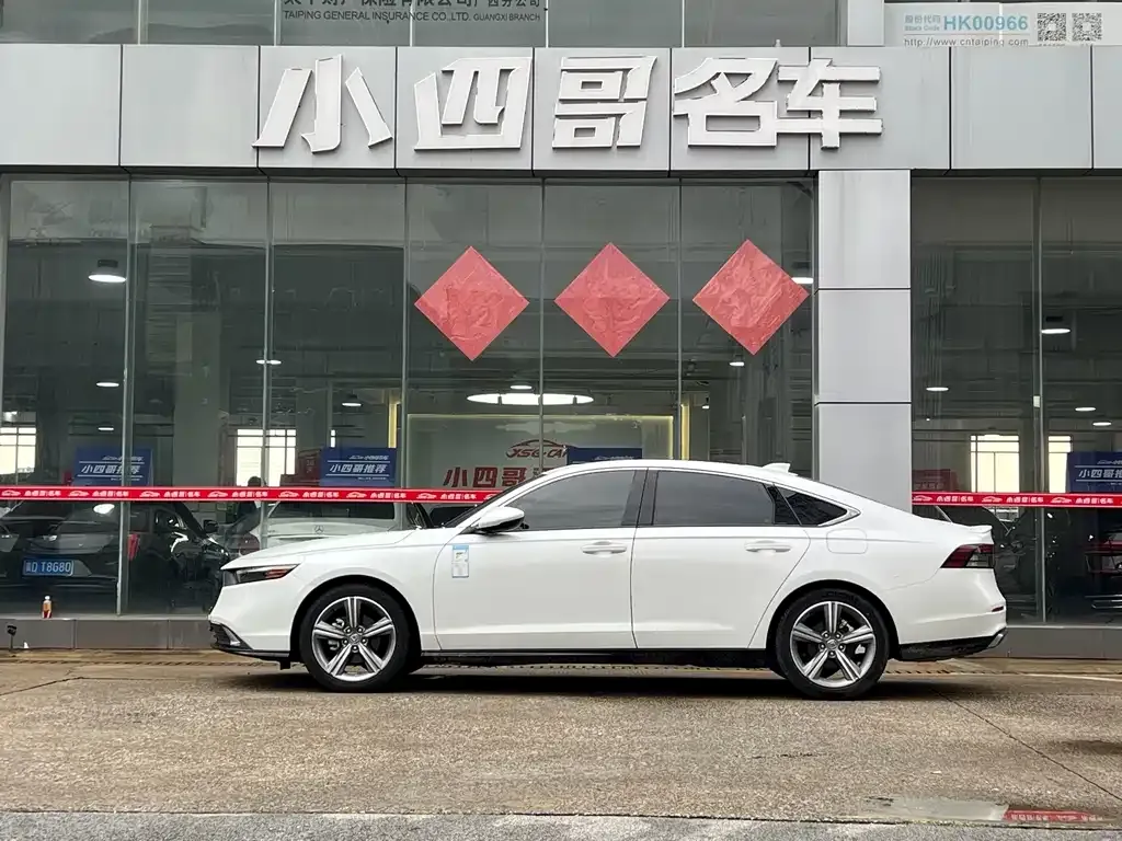 Honda Accord — фото 3
