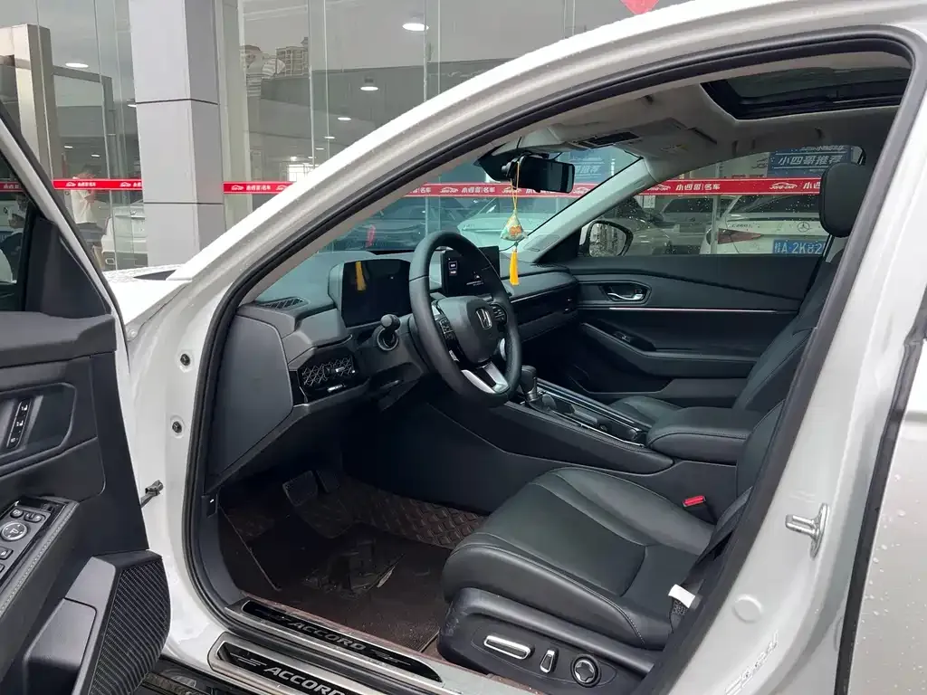 Honda Accord — фото 2