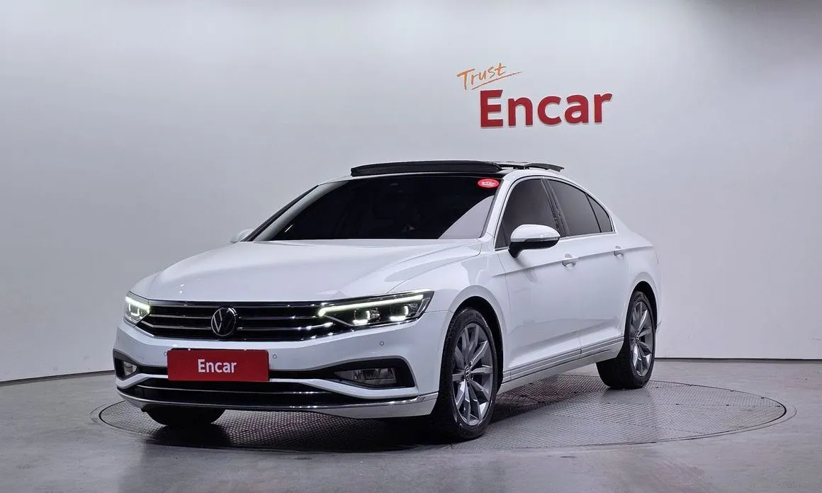 Volkswagen Passat — фото 1