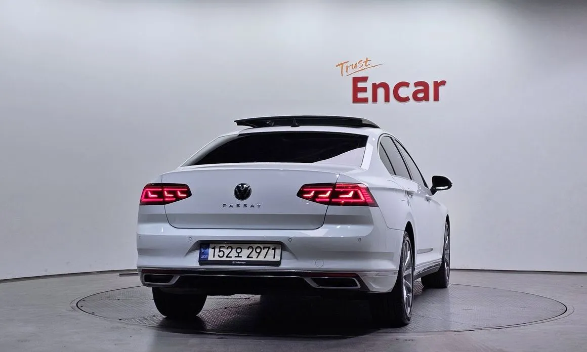 Volkswagen Passat — фото 3