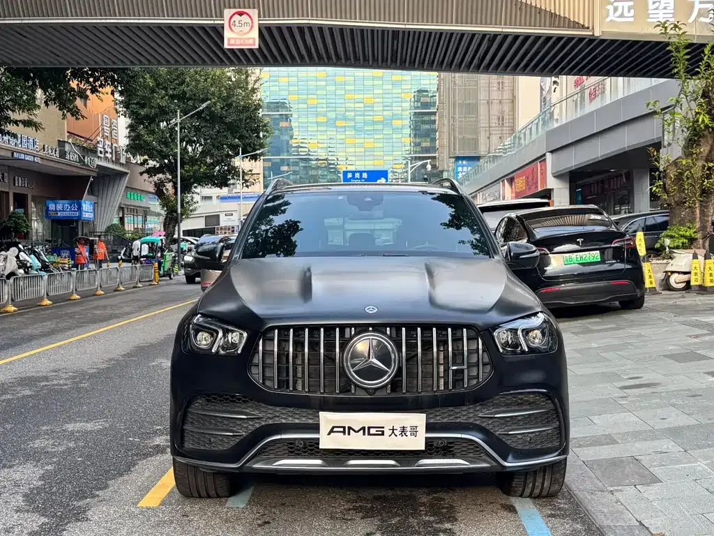 Mercedes-Benz GLE AMG — фото 10