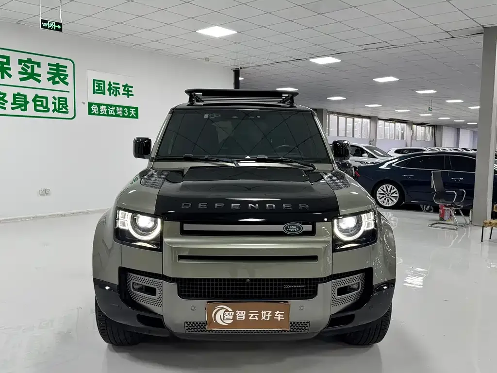 Land Rover Defender — фото 6