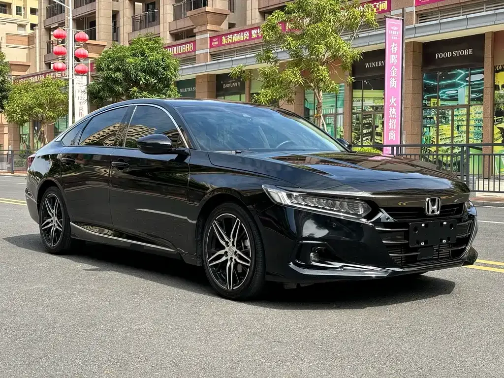 Honda Accord — фото 5