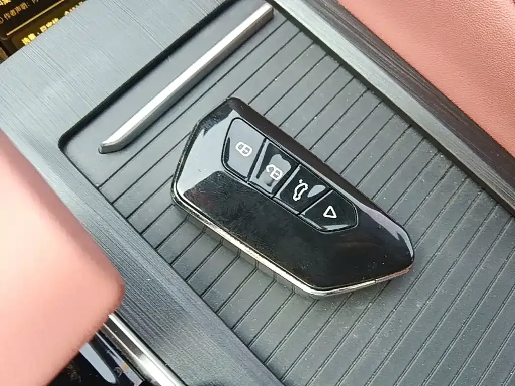 Changan CS75PLUS — фото 10