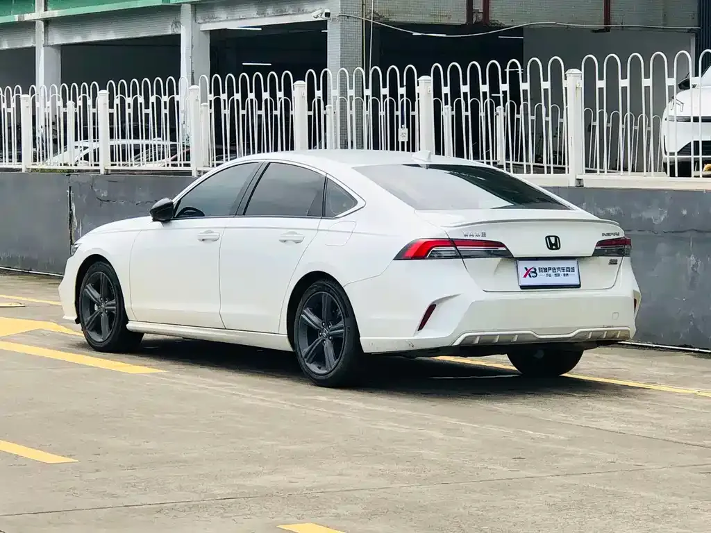 Honda Inspire — фото 2