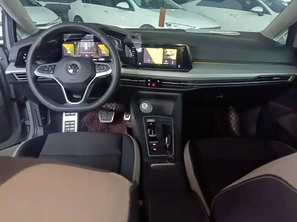 Volkswagen Golf — фото 4