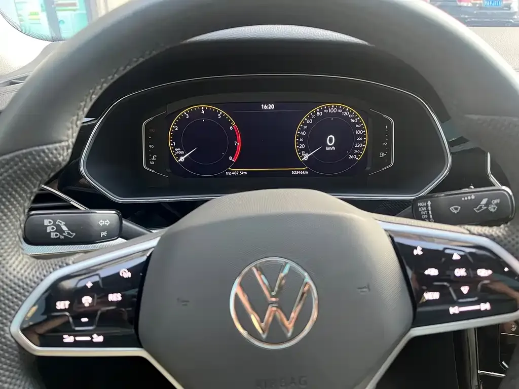 Volkswagen Passat — фото 2