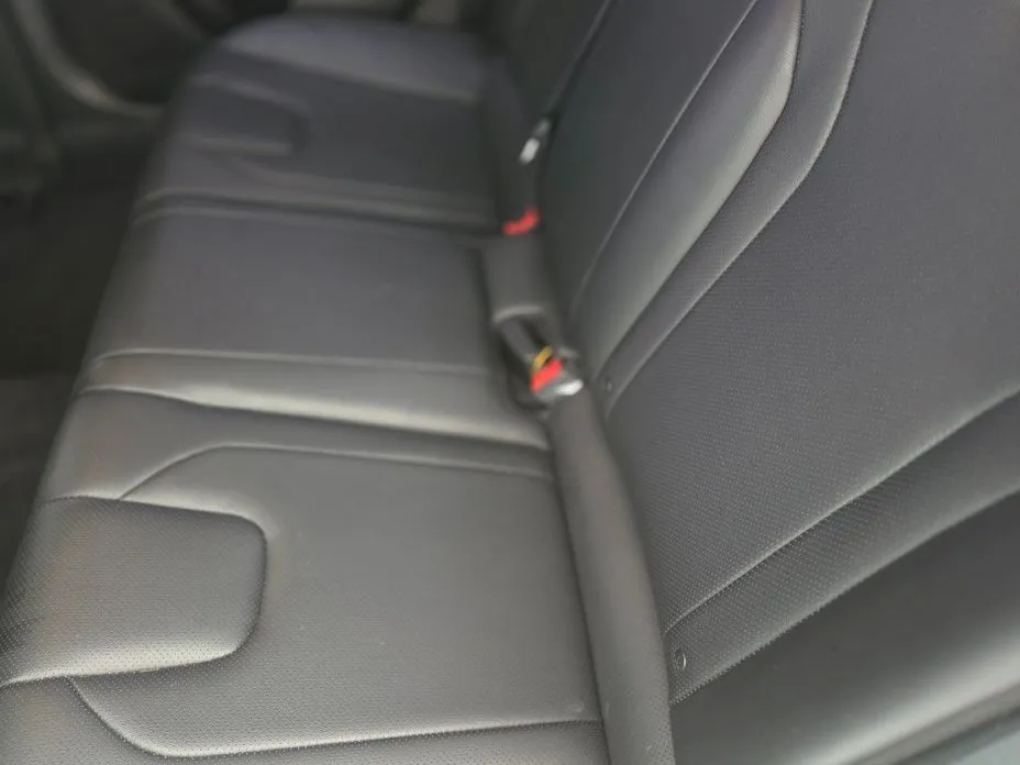 Hyundai AVANTE — фото 2