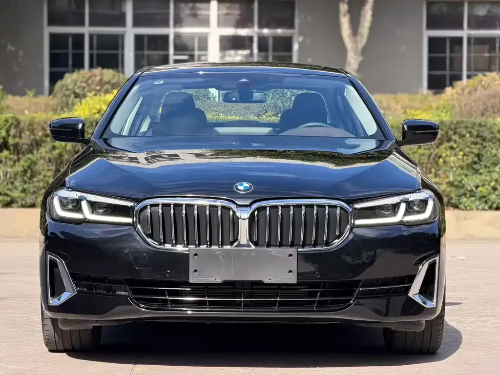 BMW 5 Series — фото 2