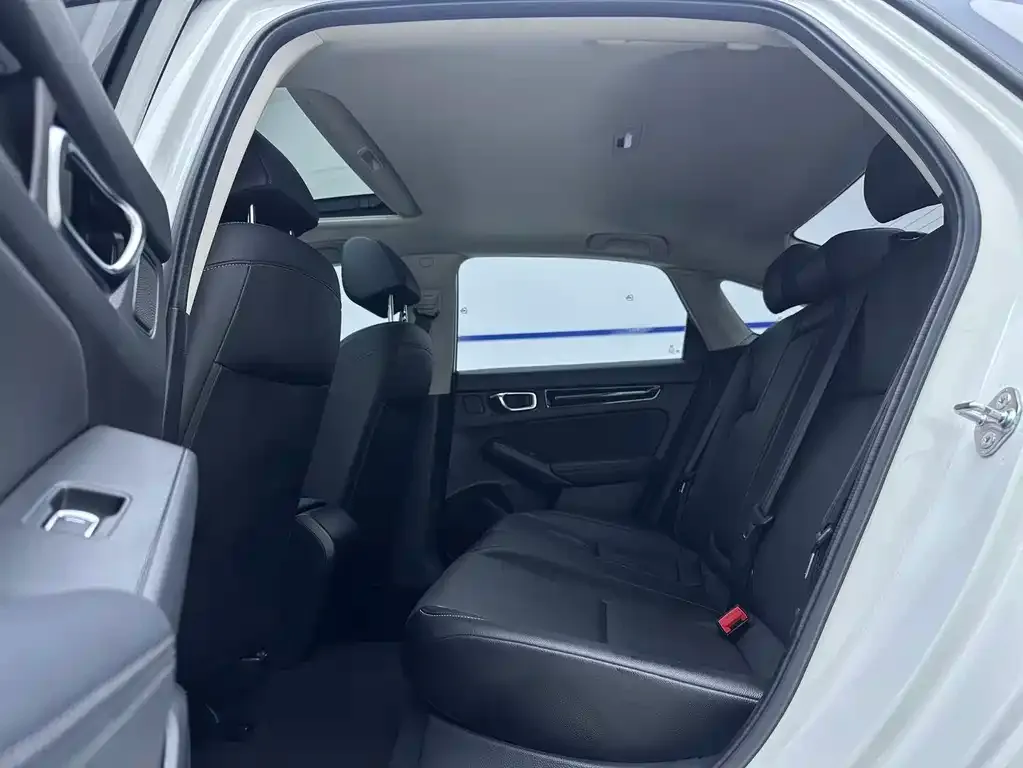 Honda Civic — фото 8