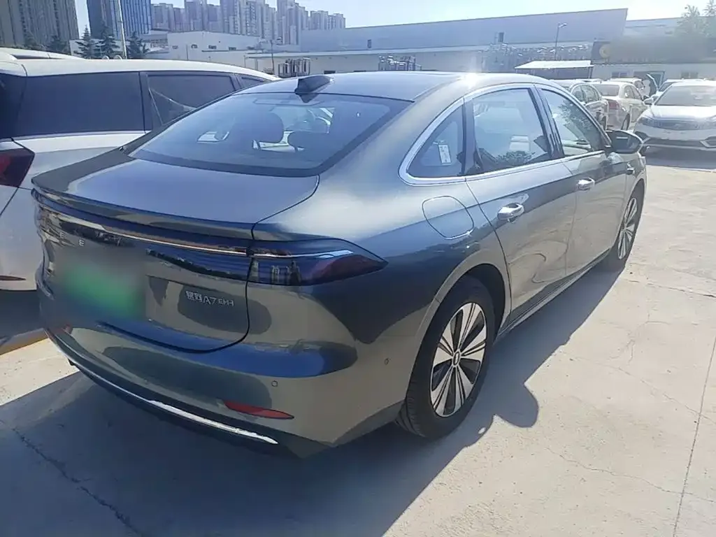 Geely 银河A7 EM — фото 7