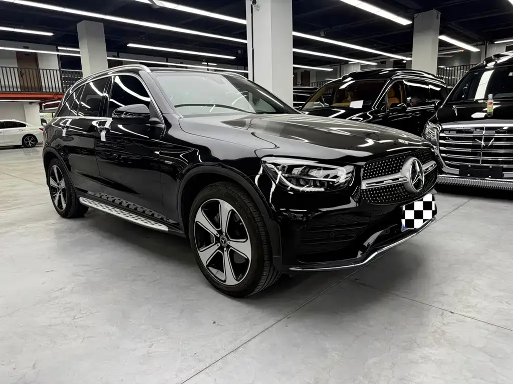 Mercedes-Benz GLC — фото 1