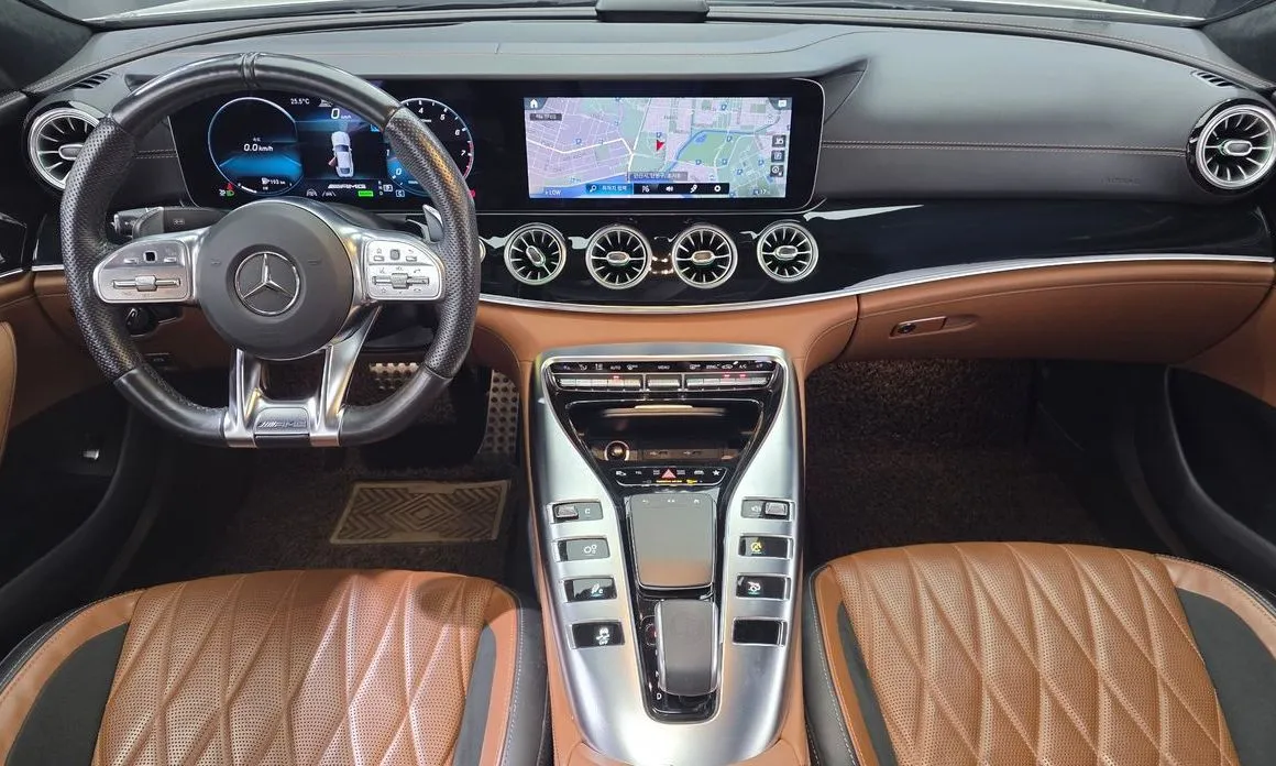Mercedes-Benz AMG GT — фото 6