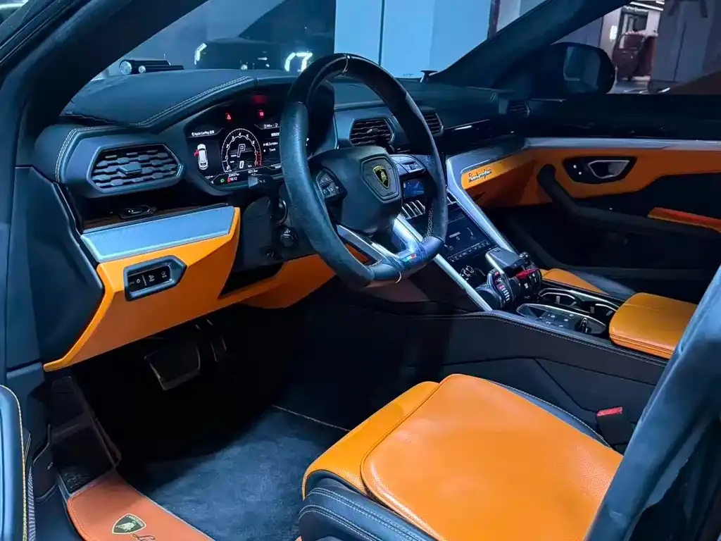 Lamborghini Urus — фото 3