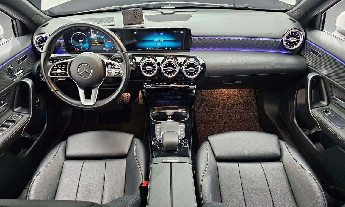 Mercedes-Benz A-Class — фото 10